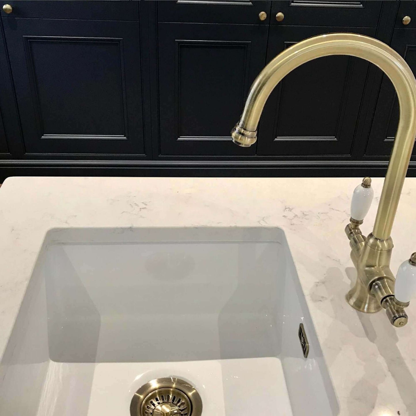 Buy Dorchester Georgian dual flow kitchen sink tap with twin white levers - antique brass Online UK | HOUSE OF ENKI